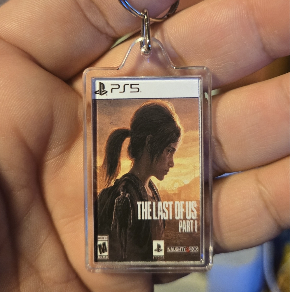 Custom Last of Us Part II PS5 Video Game cover Art Keychain | Hanger [Gift Idea]